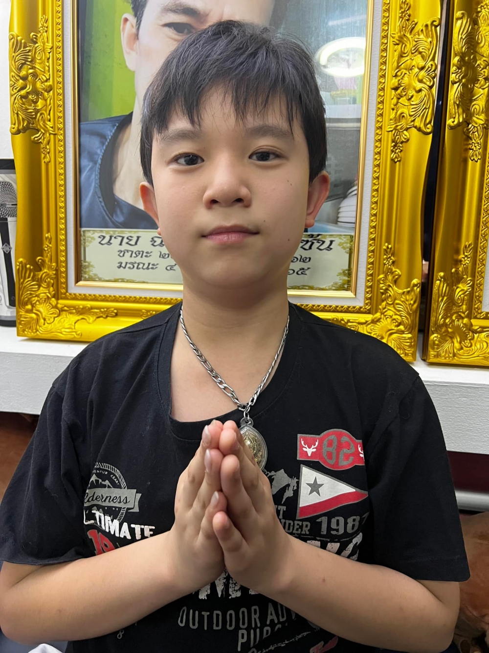 有善心人士表示願意領養查那得。