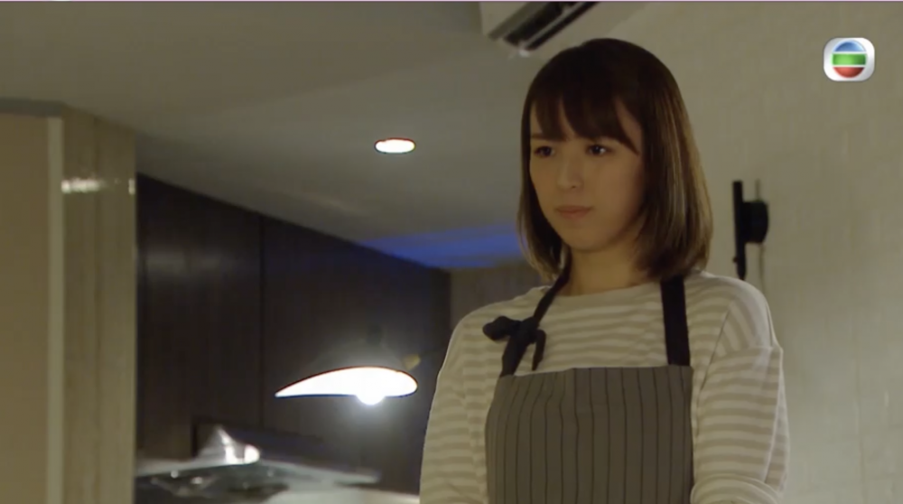 事主認為奶奶嫌她醜,才會在懷孕時叫她吃珍珠粉。