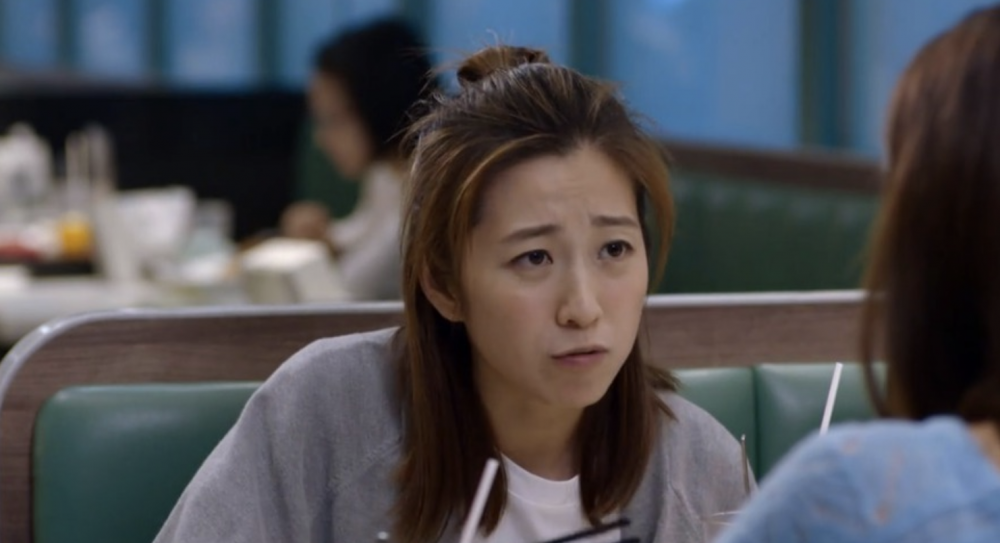 人妻覺得，姐姐此刻最應該做的是幫助子女尋找親生父親。