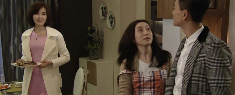 台媽漸漸發現,姐姐看自己老公的眼神變了。