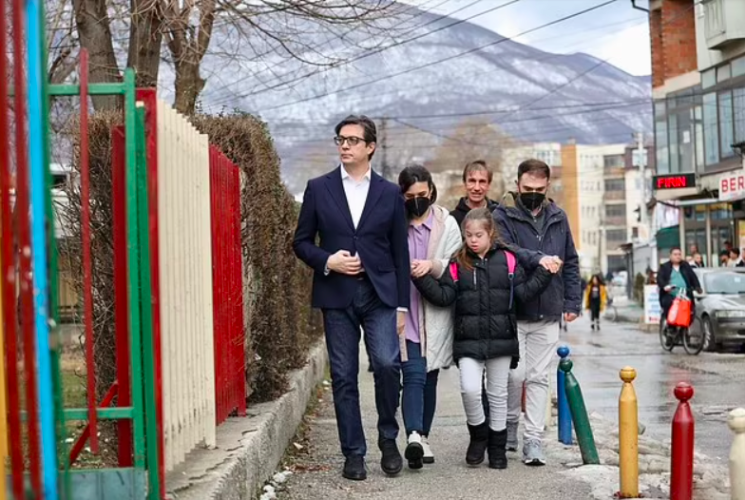 總統希望藉此喚起民眾的同理心。