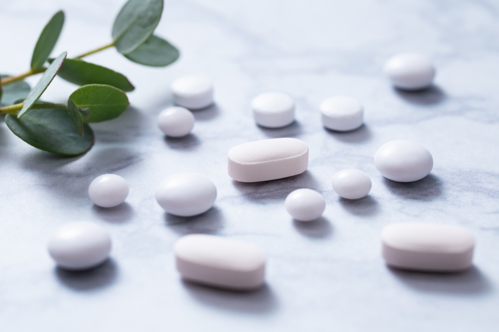 大家可準備一些退燒、止痛、止咳等藥物看門口。