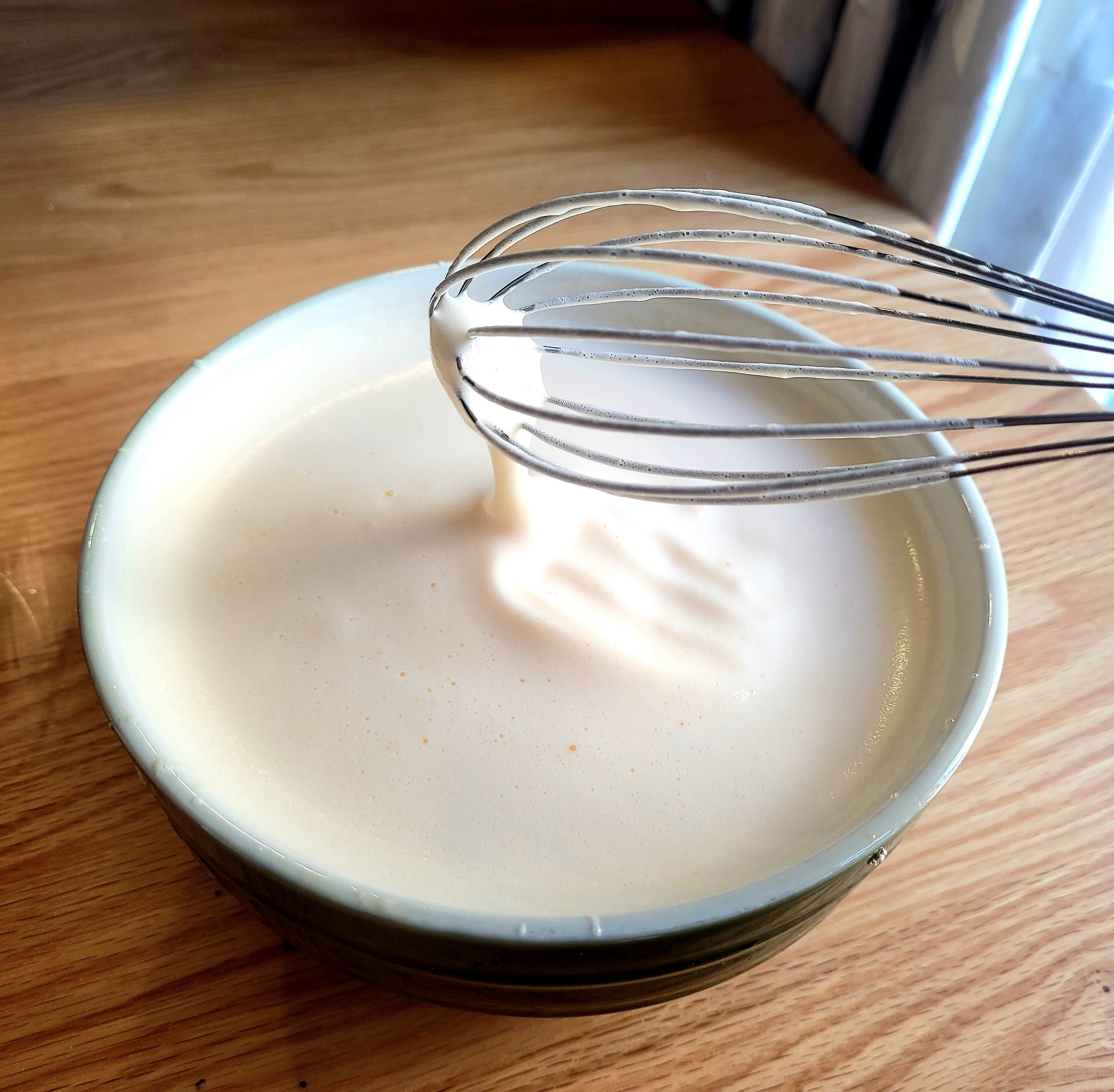 打發至出現紋路和有足夠的稠度