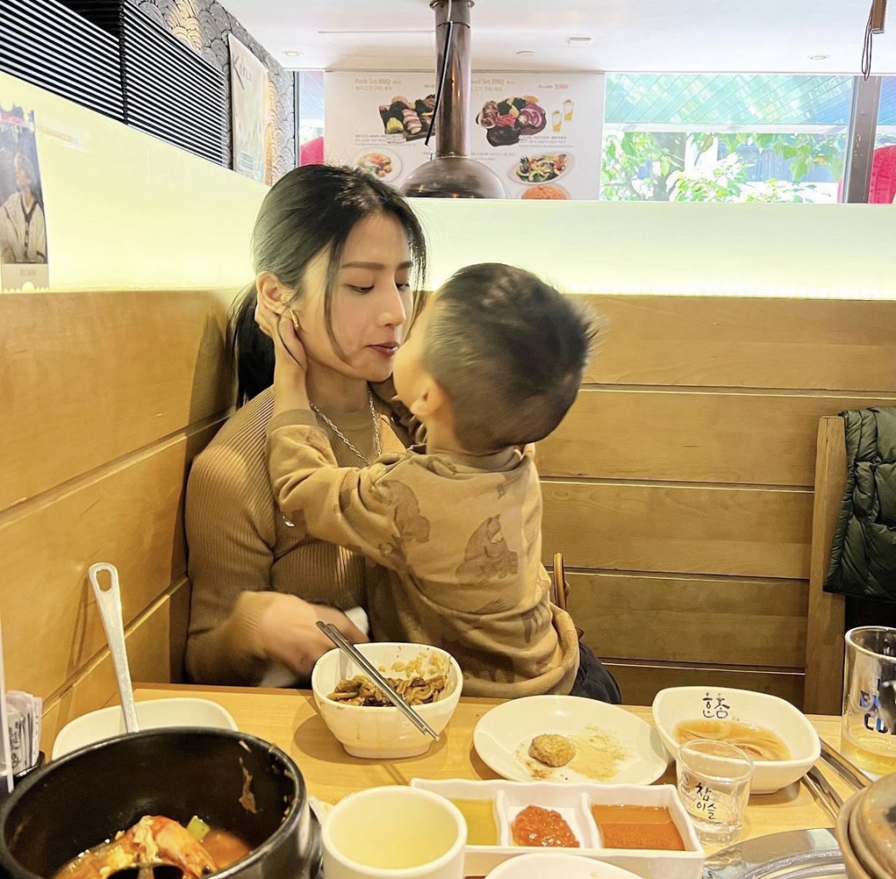 不少網民認為伯伯為他們帶來不少歡樂。