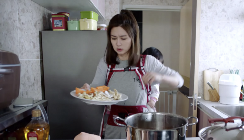 台媽投訴在假日叫老公煮飯，卻總被對方以唔識煮飯為由而拒絕。