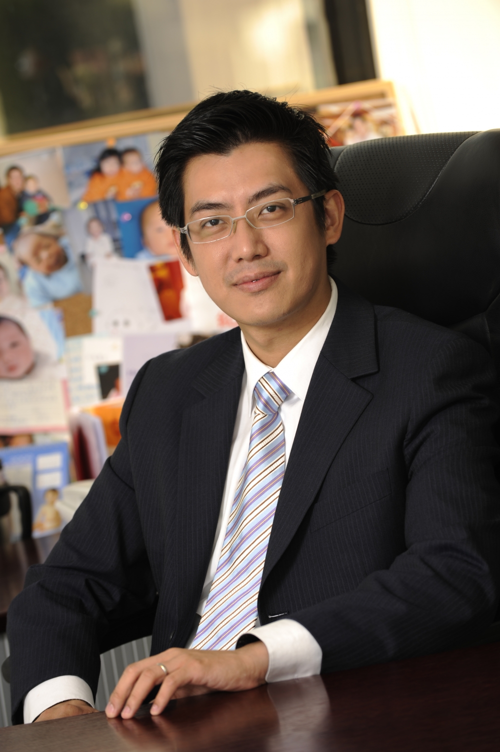 兒科專科醫生張傑指頭盔物料堅固又輕身。