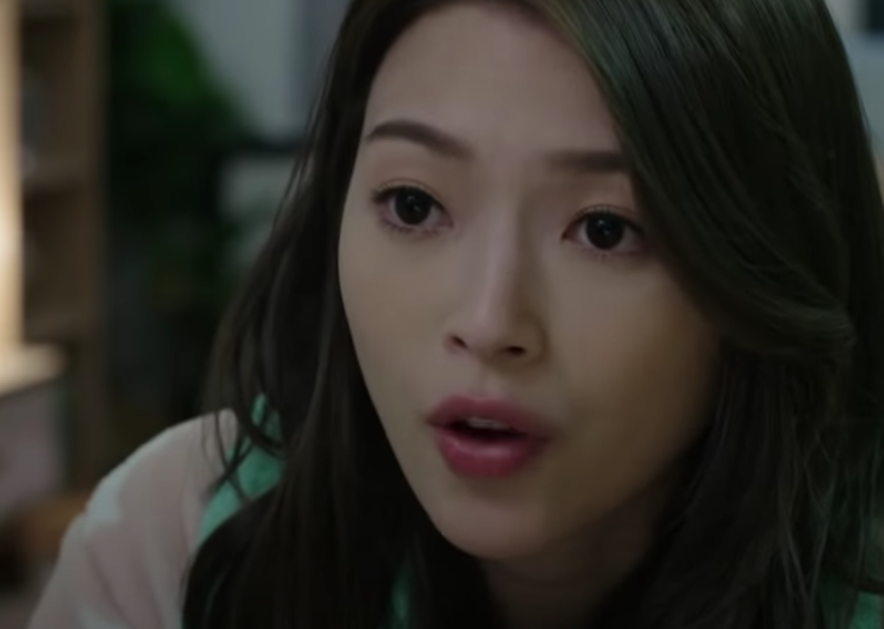 妻子要求人夫更改航班陪伴家人多一天,他因而把機票推遲,幸運地逃過一劫。