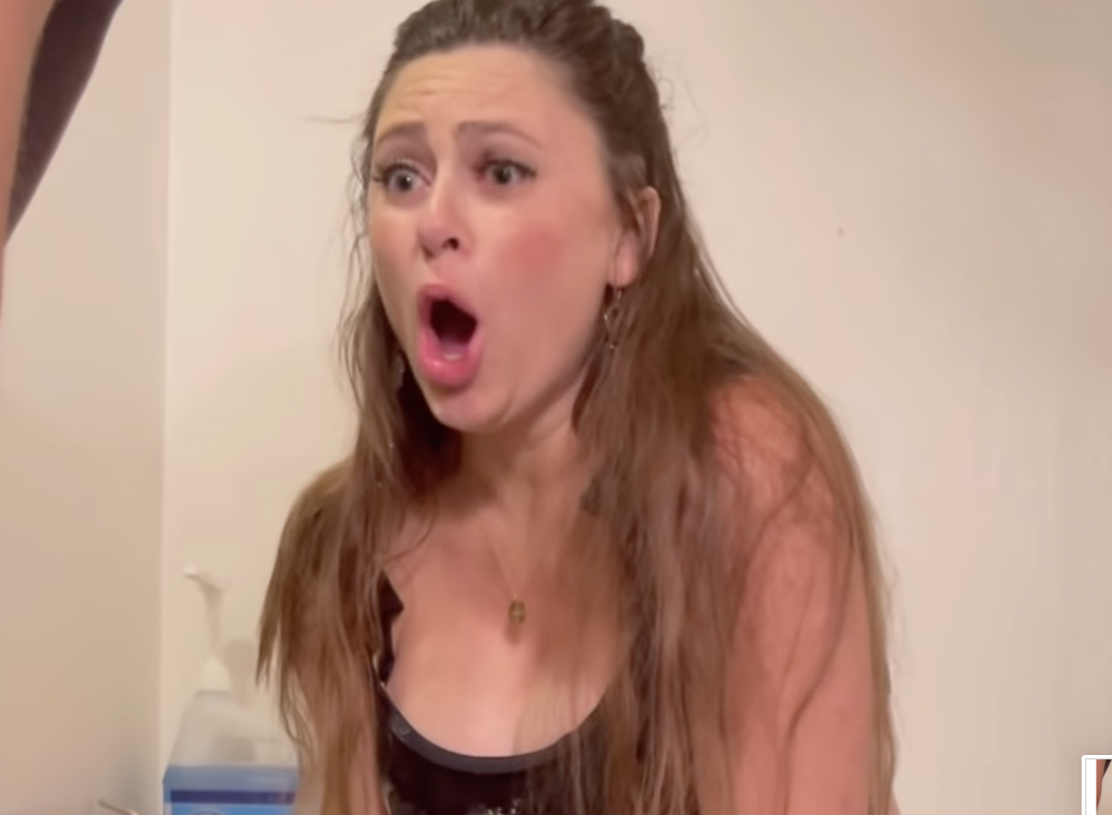 Ariel 分娩後才得知孩子性別，相當震驚。