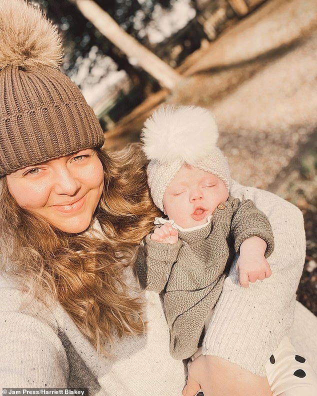 英國少婦Hetty進行產檢時,被誤判需要終止妊娠。