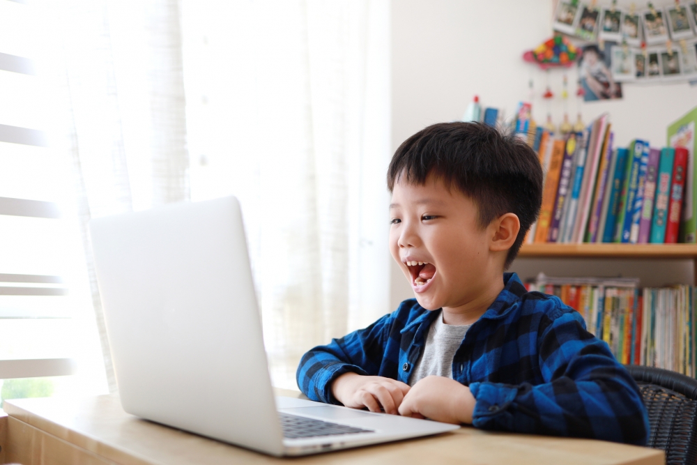 《三月百課》的義師超過七十位,課堂的涵蓋面極廣。