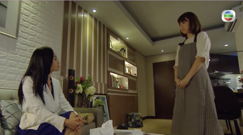 事主奶奶得知她懷孕五個月後，還要她墮胎。