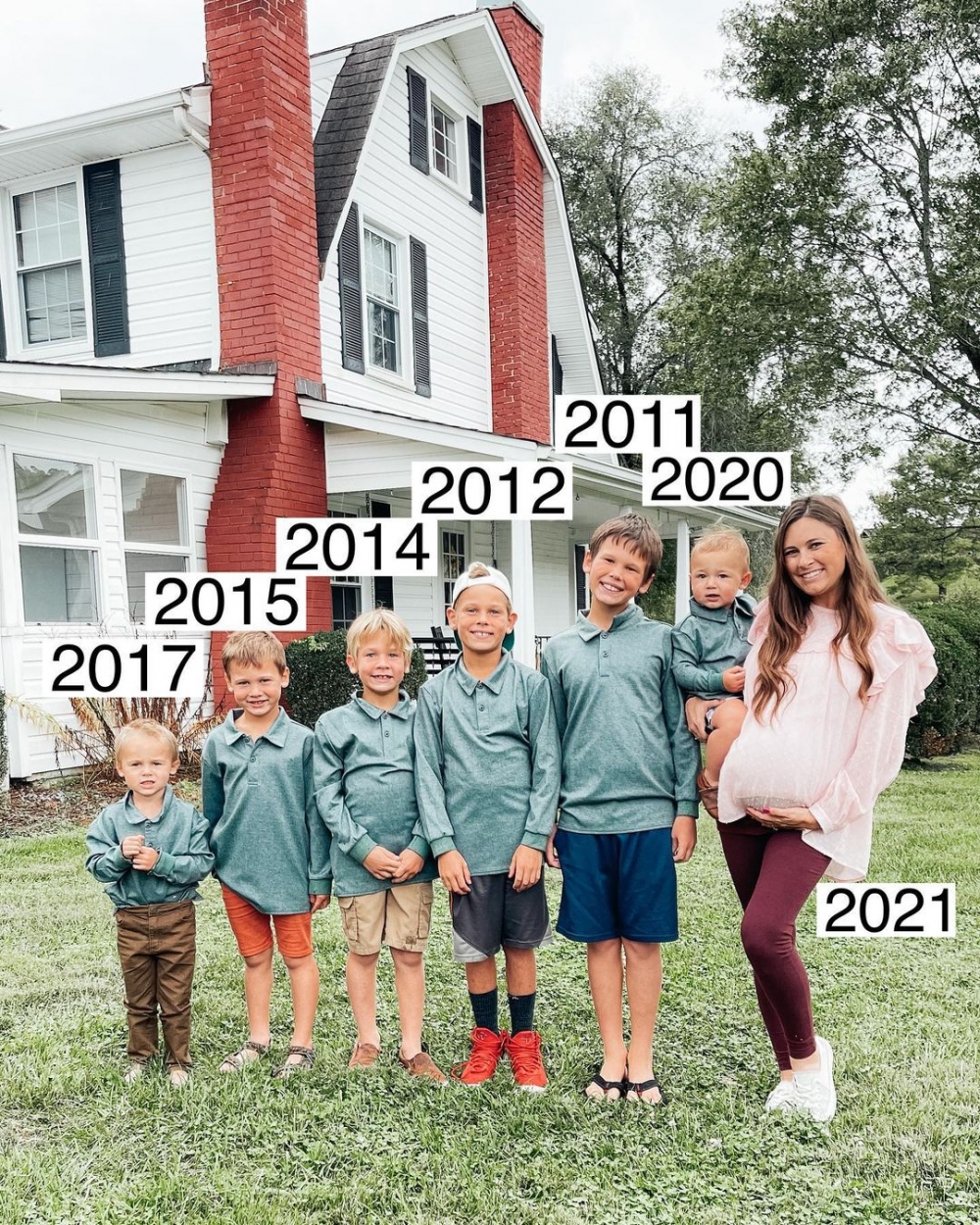 Ariel 10年間生下6胎兒子。