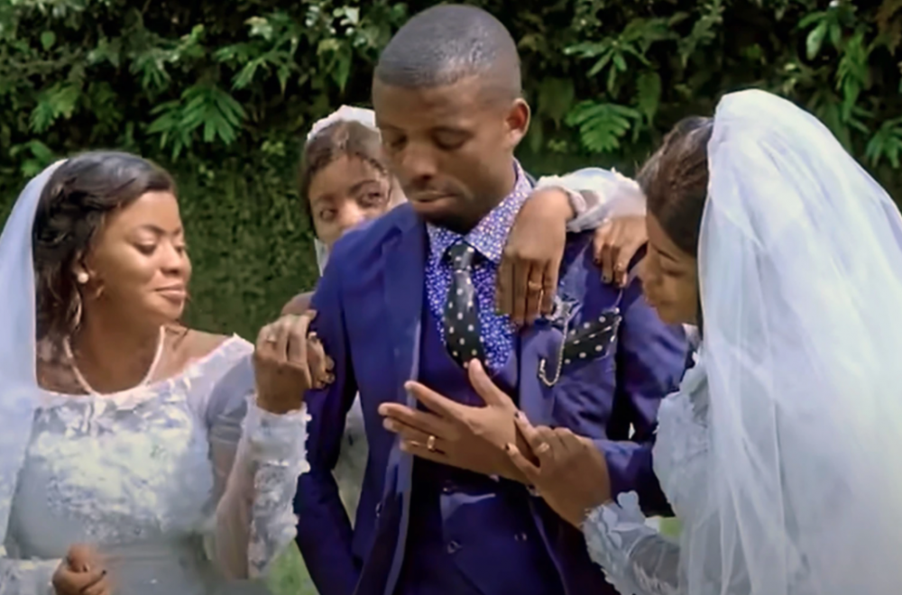 香港實行一夫一妻制，不過有些國家就允許一夫多妻。