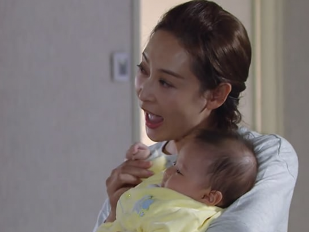 姑仔跑去跟奶奶投訴，斥責台媽很計較，不幫她洗碗。