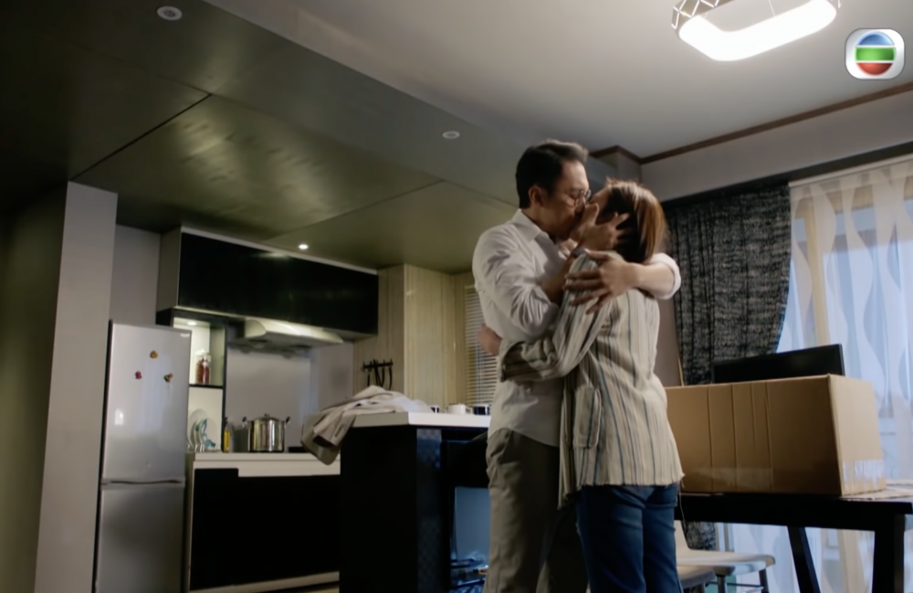 女子斥責男子,結婚並非只是為了「性」。