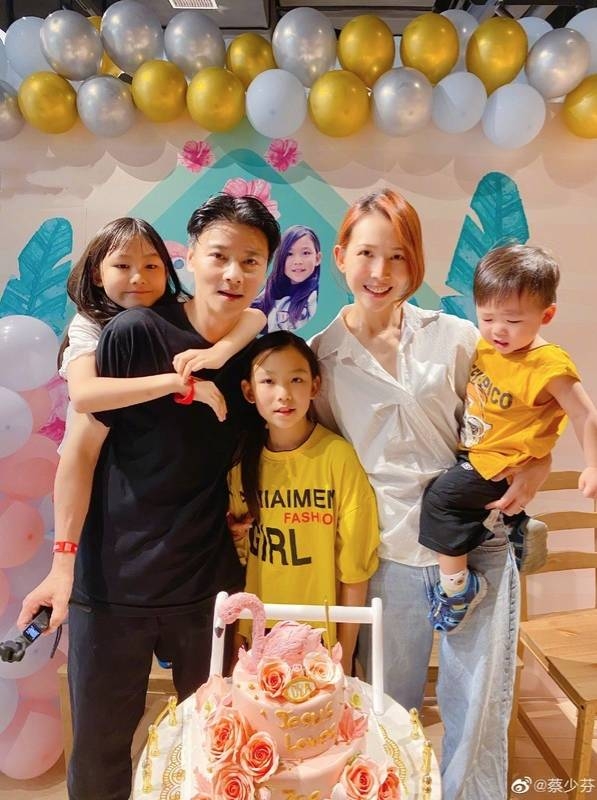 蔡少芬認為保持年輕心態才最重要。