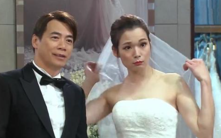 新娘帶了另一名新郎到婚禮統籌公司商討結婚事宜,並要求Vivi及同事保密之前的事。