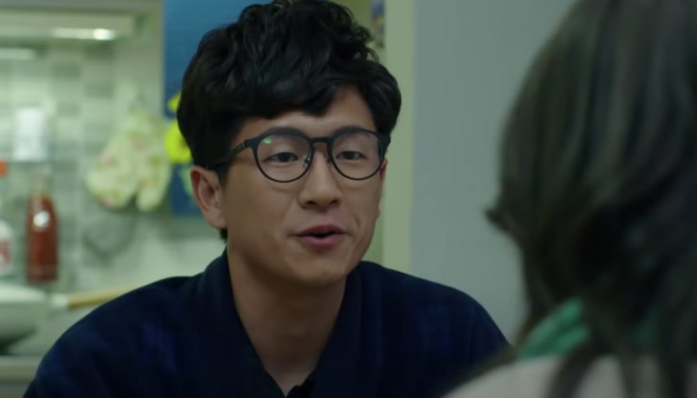 事主認為父母多年來辛苦工作供他讀書，所以自己增加家用亦很應該。