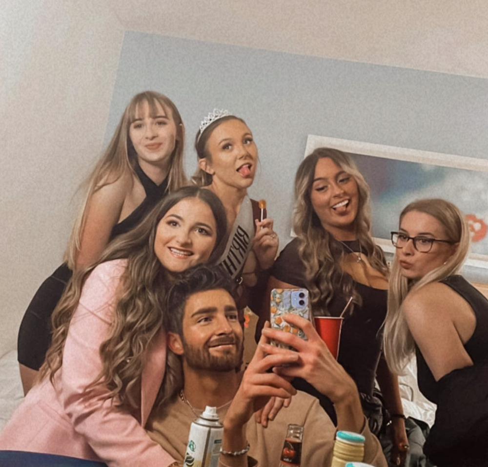 Kennedy為婚禮賓客而訂了13條規矩。