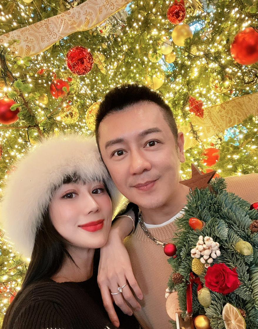 蔣麗莎在直播中叫老公陳浩民收聲,並表示夫妻肯定是被人騙了。