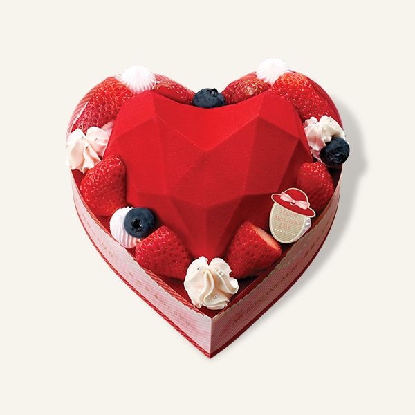 東海堂母親節限定蛋糕「心鑽緻逸」。