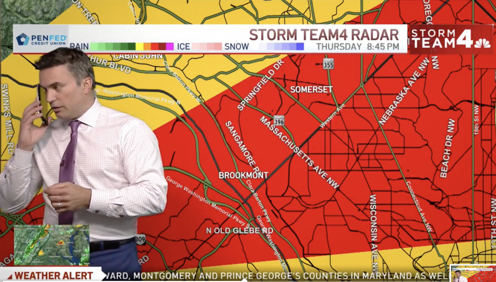 慶幸兒子很快接通電話，表示會馬上前往地下室。