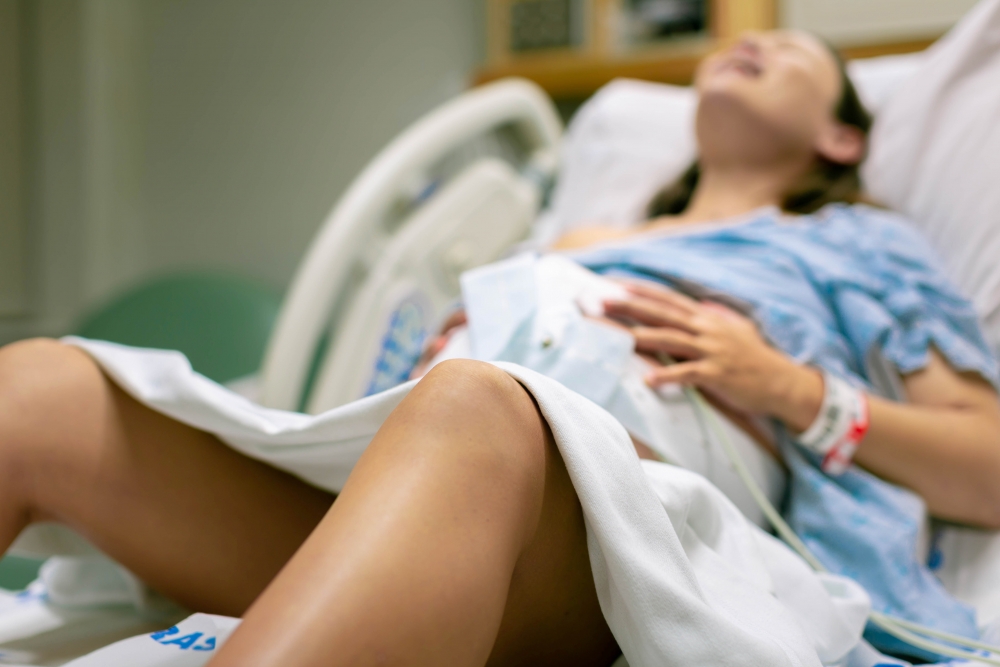 大多數醫生會要孕婦用仰臥姿勢生產。