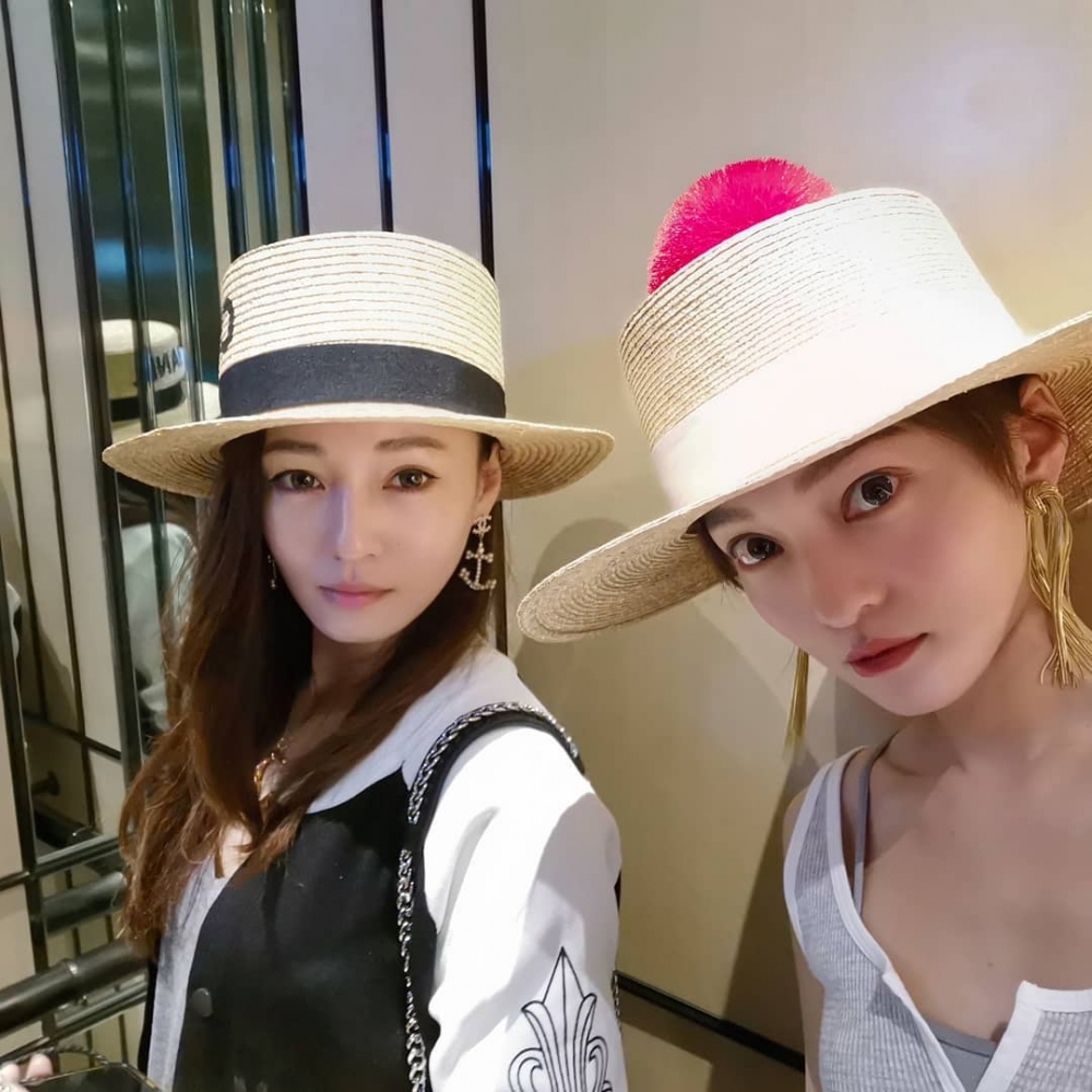 最後她也哽咽感謝自己身邊最重要的兩個人,就是妹妹張紹軒和契姐。