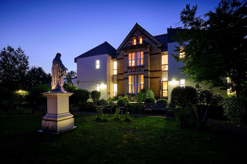St Mary's School Cambridge可容納200多名寄宿生,當中有約20%國際生。