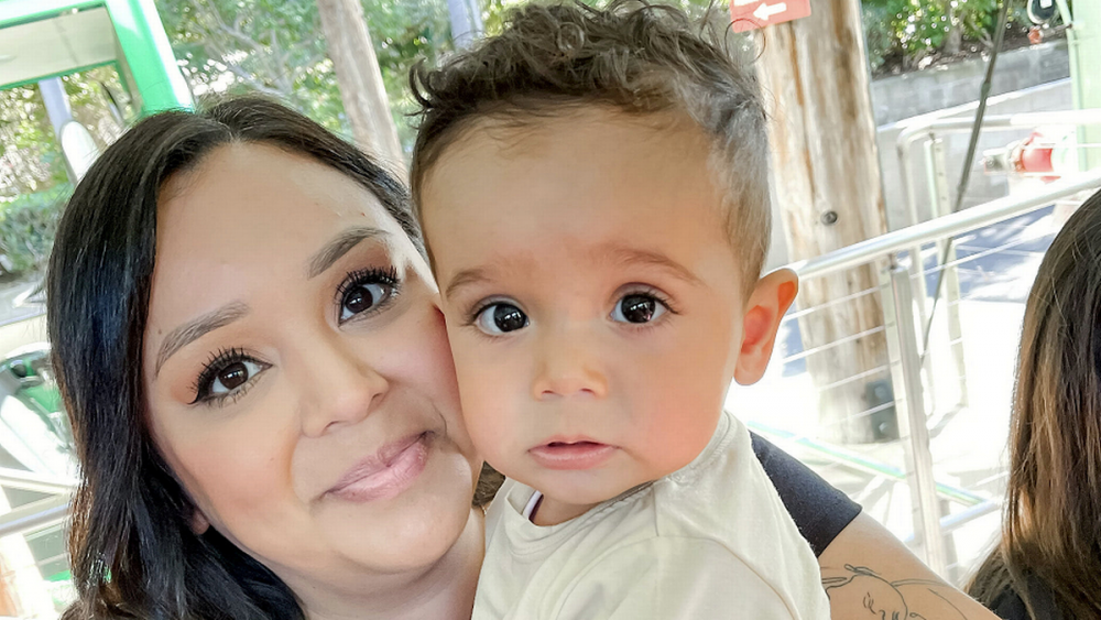 如今他們的寶貝兒子已經1歲半,夫妻稱他為「奇蹟寶寶」。