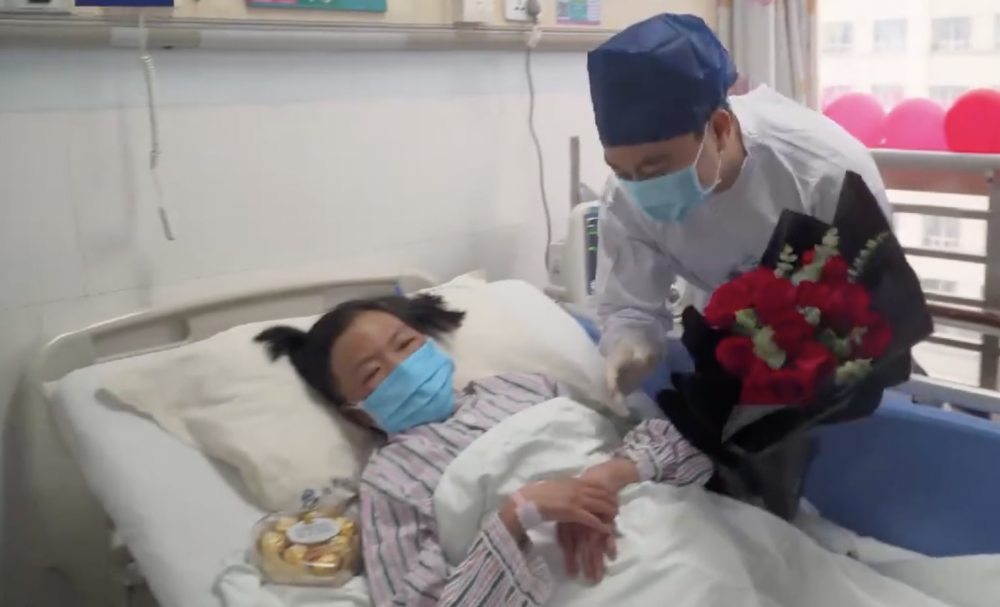 羅女士經歷2次換心,更加讓丈夫珍惜妻子。