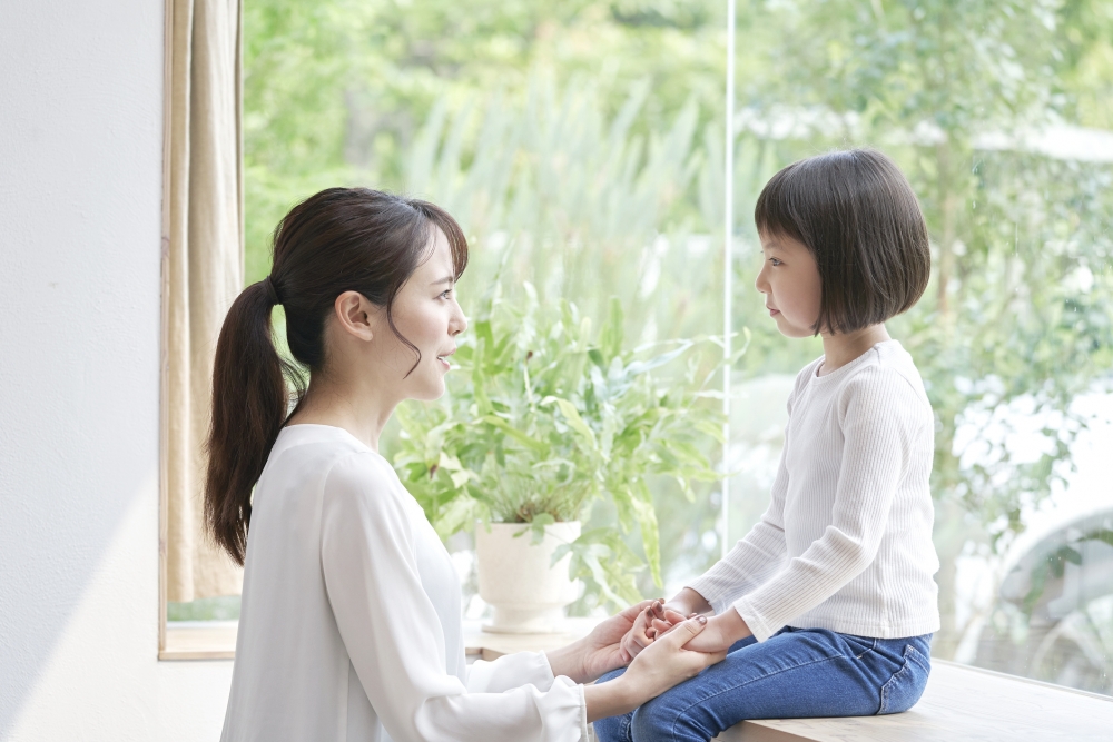 父母需要提高孩子界限感,讓他們學會說「不」,尤其不要隨意為陌生人開門。