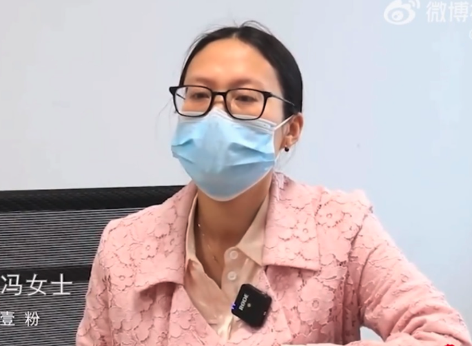 馮姓媽媽月被帶女兒去檢查牙齒。