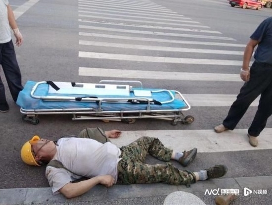 內地一名廿四孝爸爸在工作後不幸身亡。