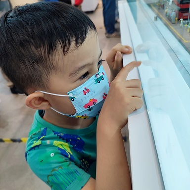 小朋友睇得好開心