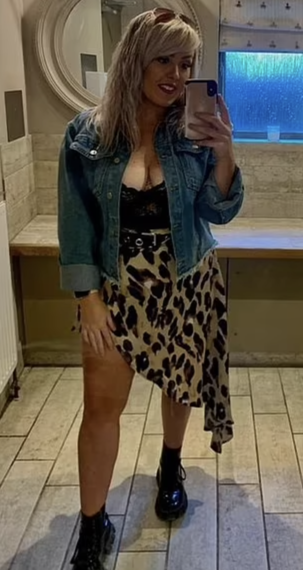 Lucy一直月經如常亦有服避孕藥。