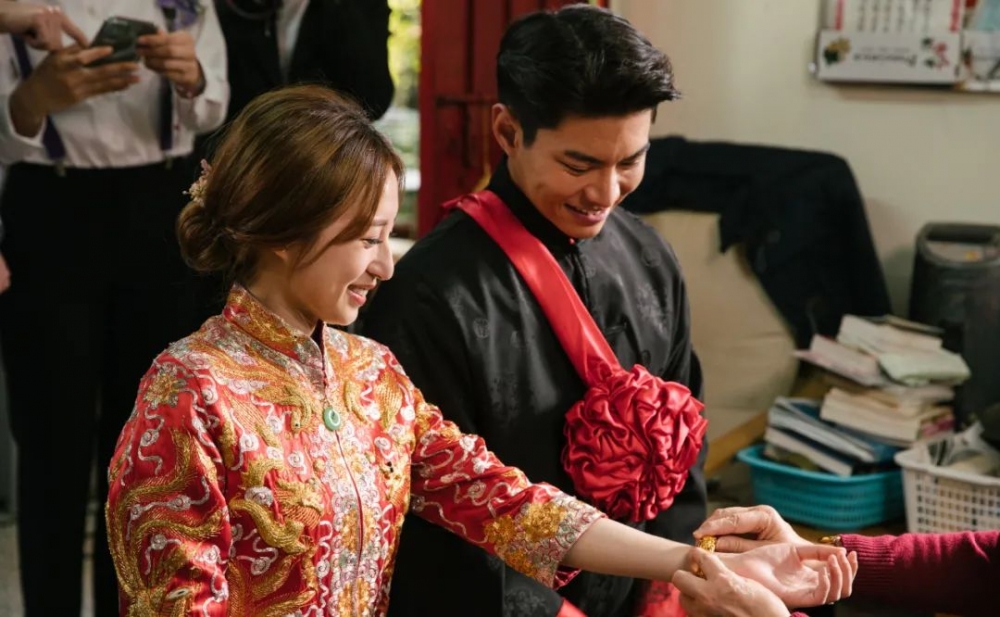內地流傳一則視頻,新娘結婚當天才知道要嫁給智障老公,因此發飆退婚。