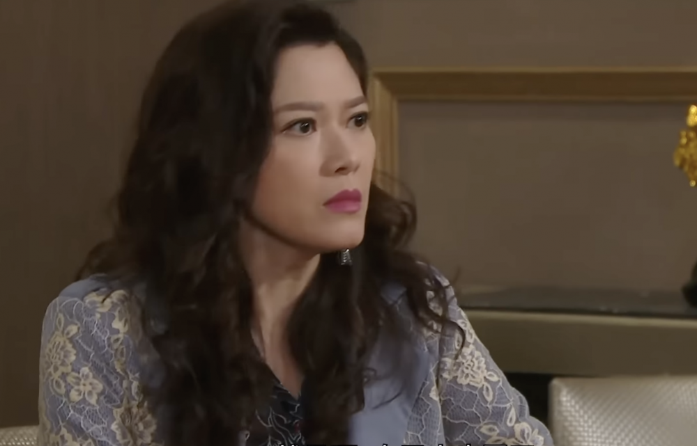 母親知道真相後認為規定不合理,於是電郵投訴校方,表達訴求。