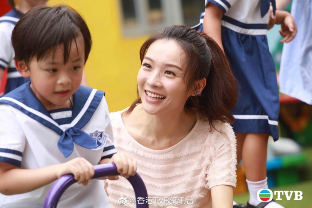 不少網民的留言,紛紛讚揚家長的仗義