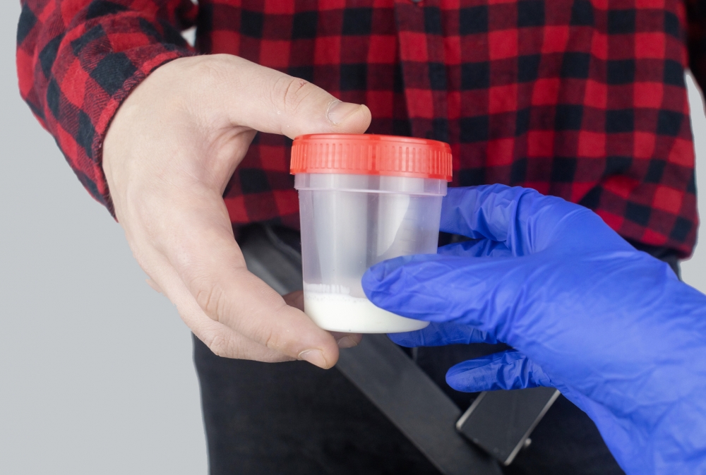 精子捐贈是指一位男士將精子捐贈給受贈者，從而幫助無精子症夫婦能夠成功懷孕