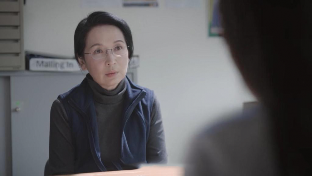 奶奶私下請新抱每月加8000元台幣家用。