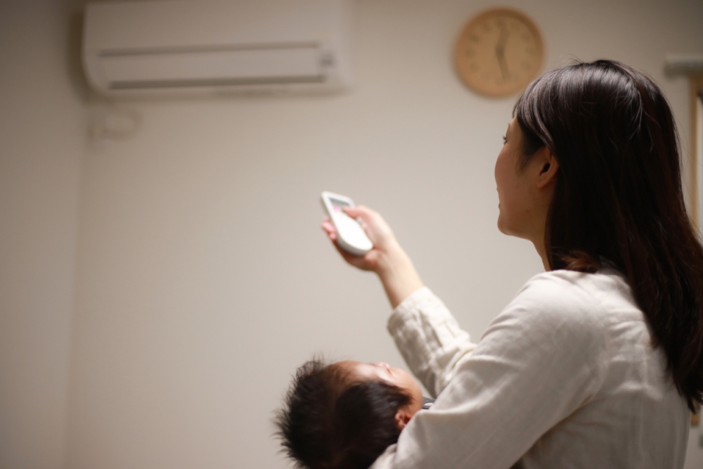 長期在冷氣房，有助紓緩寶寶的皮膚不適。