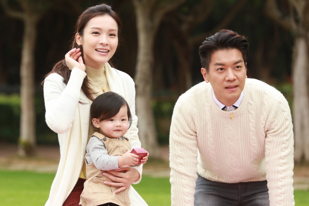 人夫在婚後一家和樂，沒想到前妻卻突然將女兒送來他身邊。