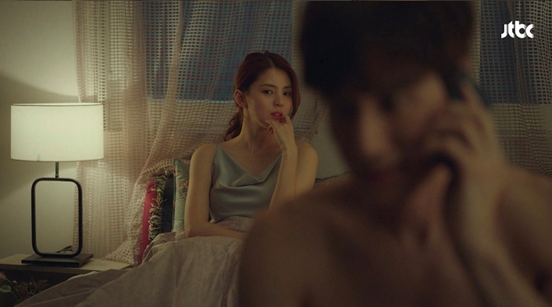 一名爸爸發現兒子的女友真實職業後感到震驚