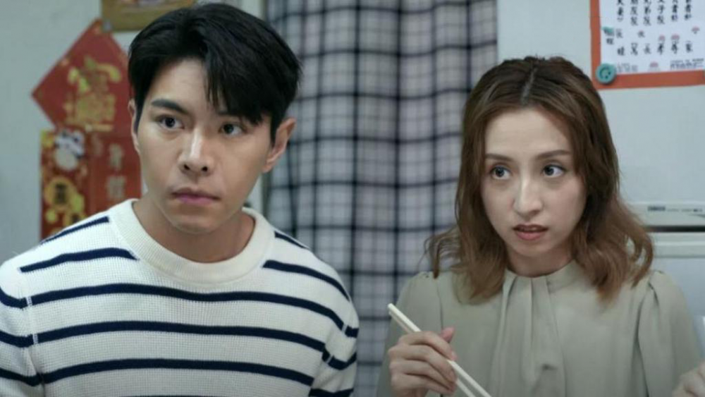 人妻不知應否幫忙。