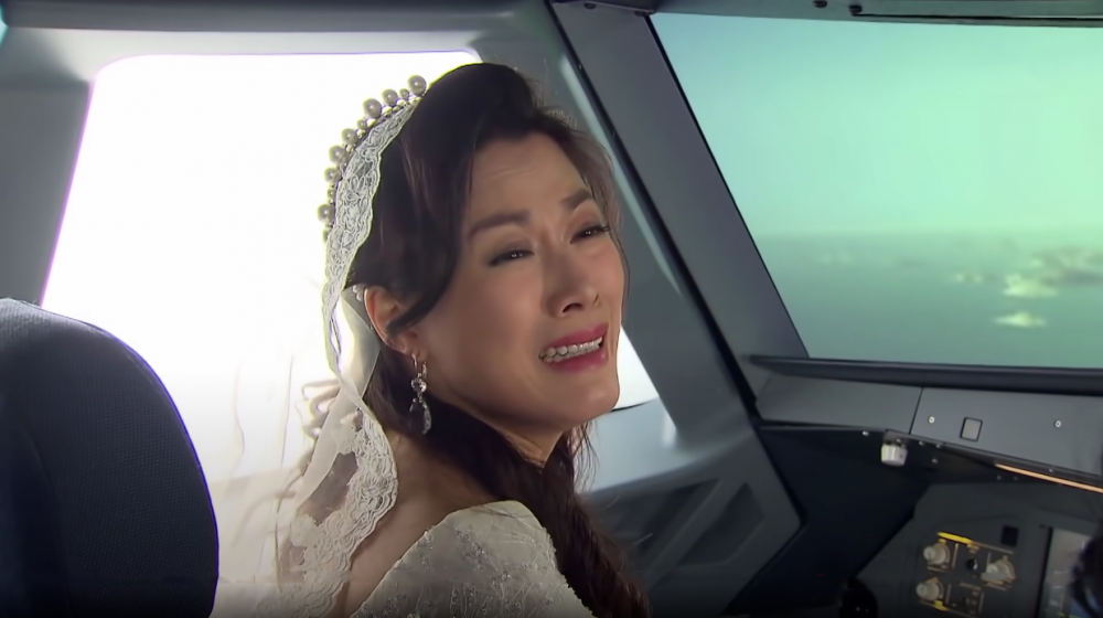 新娘向全公司共70名同事派喜帖。