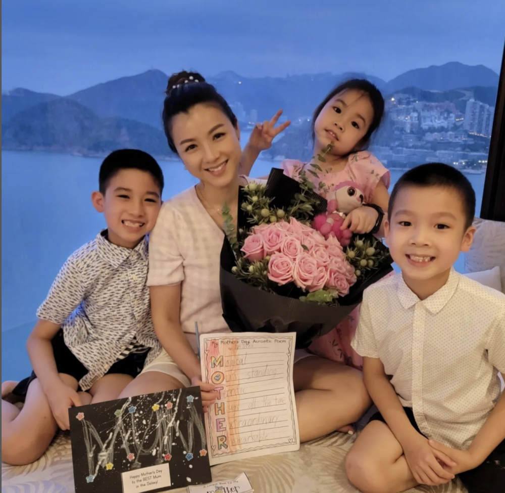 為陳茵薇慶祝母親節的小朋友們。