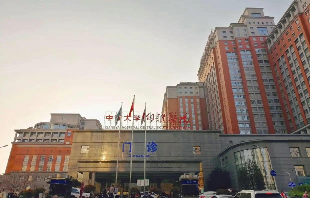 不料轉院後，另一位醫生一篤向「腫瘤」即發現真相。