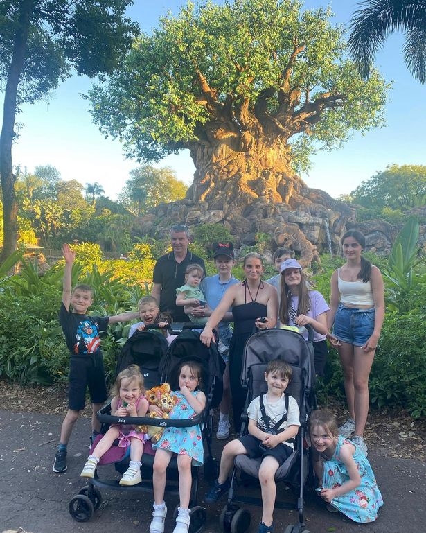 為人父母無論身處何地，內心始終會記掛子女