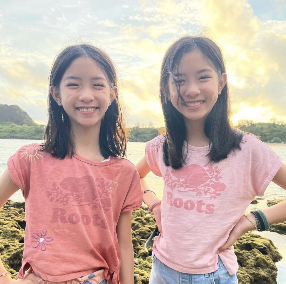 媽媽認為家長的態度影響孩子的想法。